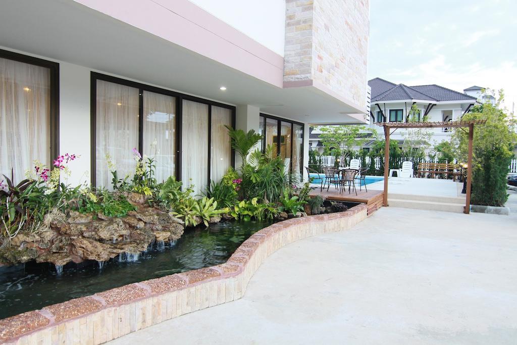 Sp Residence Bangkok Bagian luar foto